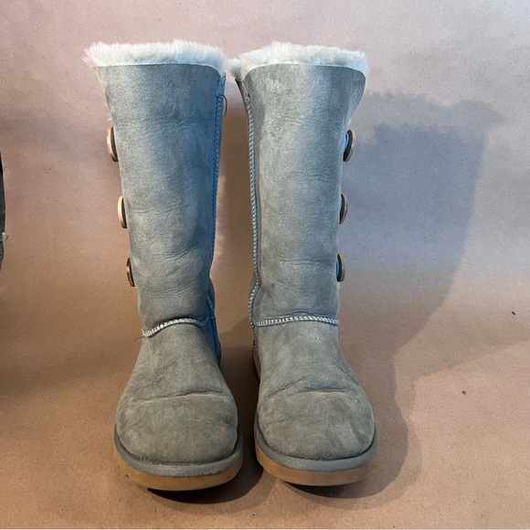 UGG Bailey Button Triplet Green Grey Women’s Size US 6 Boots Shearling Style - Picture 2 of 13